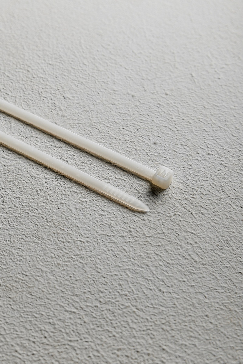 Хомут-стяжка кабельная 3,6х200 нейлон бел (уп.100шт) DYNEL