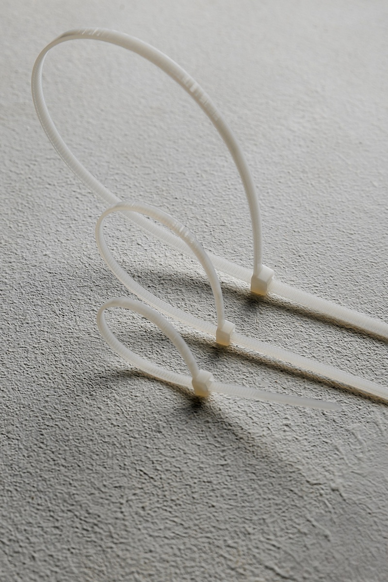 Хомут-стяжка кабельная 3,6х200 нейлон бел (уп.100шт) DYNEL